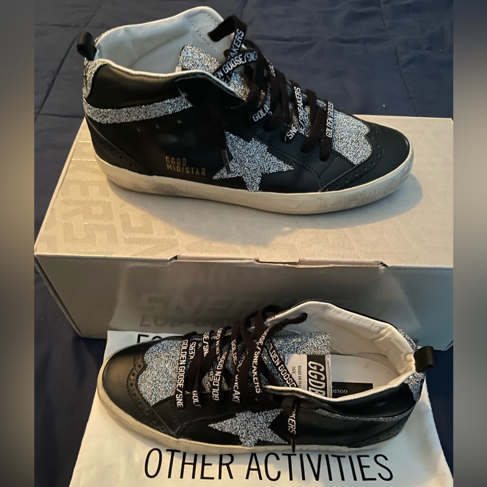Golden Goose Mid Star Sneakers